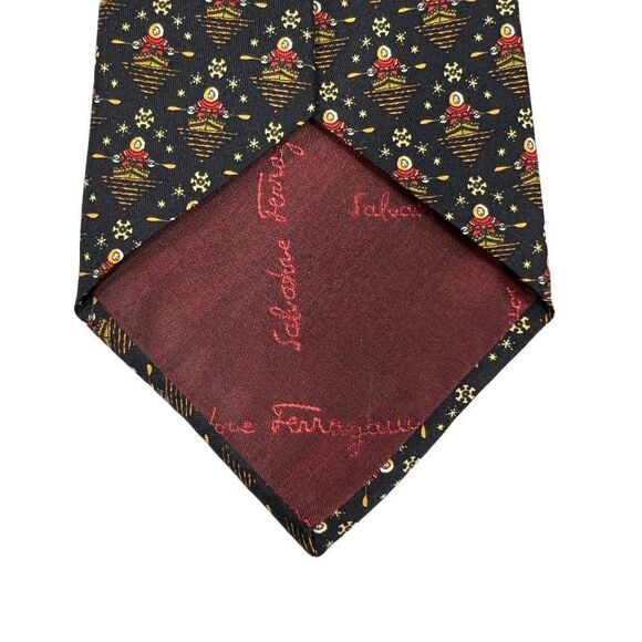 Salvatore Ferragamo Men's Silk Neck Tie - Picture 9 of 12